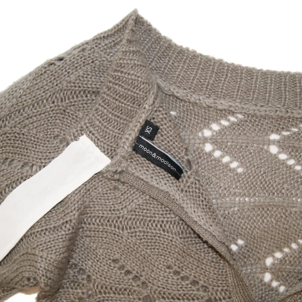 Moon & Madison Grey Knit Long Sleeve Tie‎ Up Back Detail Sweater Top - Picture 5 of 5